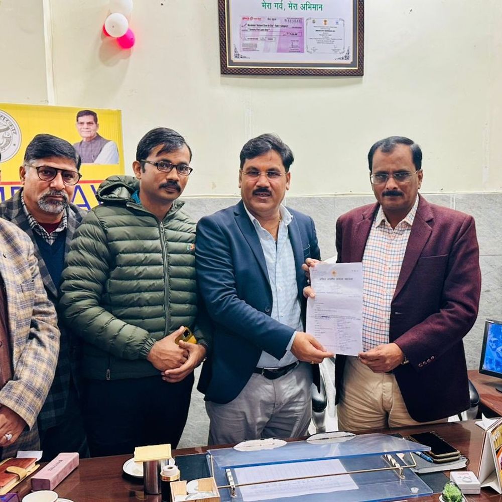 कायस्थ महासभा ने चौराहे के नामकरण का ज्ञापन सौंपा:मुरादाबाद में बाले चौराहे को भगवान चित्रगुप्त नाम देने की मांग