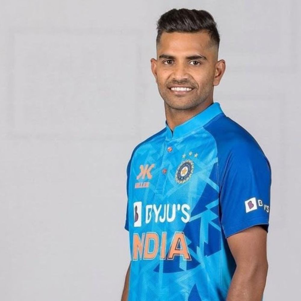 IPL में हैदराबाद के लिए खेलेंगे मेरठ के शिवम मावी:भुवनेश्वर और समीर रिजवी हुए रिटेन, कर्ण को नहीं मिले खरीदार