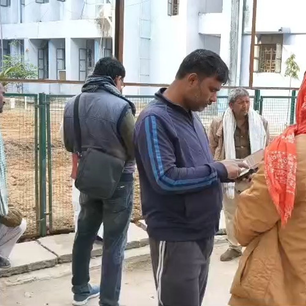 कैमूर में पिकअप पलटने से घायल महिला की मौत:15 दिसंबर को हुआ था एक्सीडेंट, वाराणसी में इलाज के समय गई जान