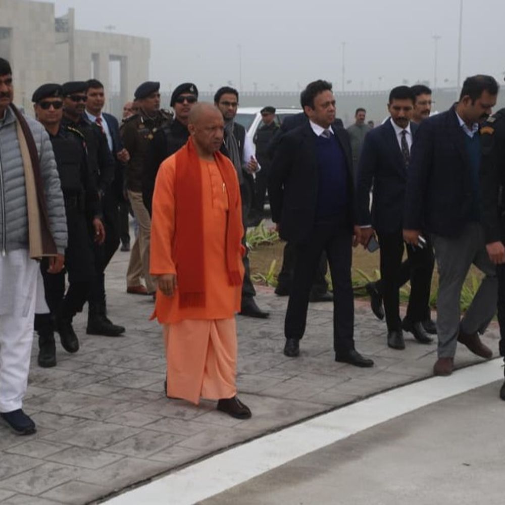 पीएम मोदी के कार्यक्रम के लिए लखनऊ में मेगा तैयारी:डेढ़ लाख मेहमान, 2 हजार बसें, बस में नाश्ता, मैदान में लंच; हर मेहमान को मिलेगा 1 लीटर पानी