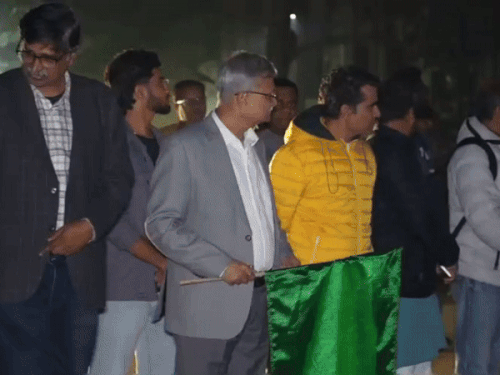 काशी से 300 छात्रों का दल तमिलनाडु रवाना:काशी तमिल संगमम् 4.0 के द्वितीय चरण की शुरुआत, कुलपति बोले- भारत के एकता की यात्रा