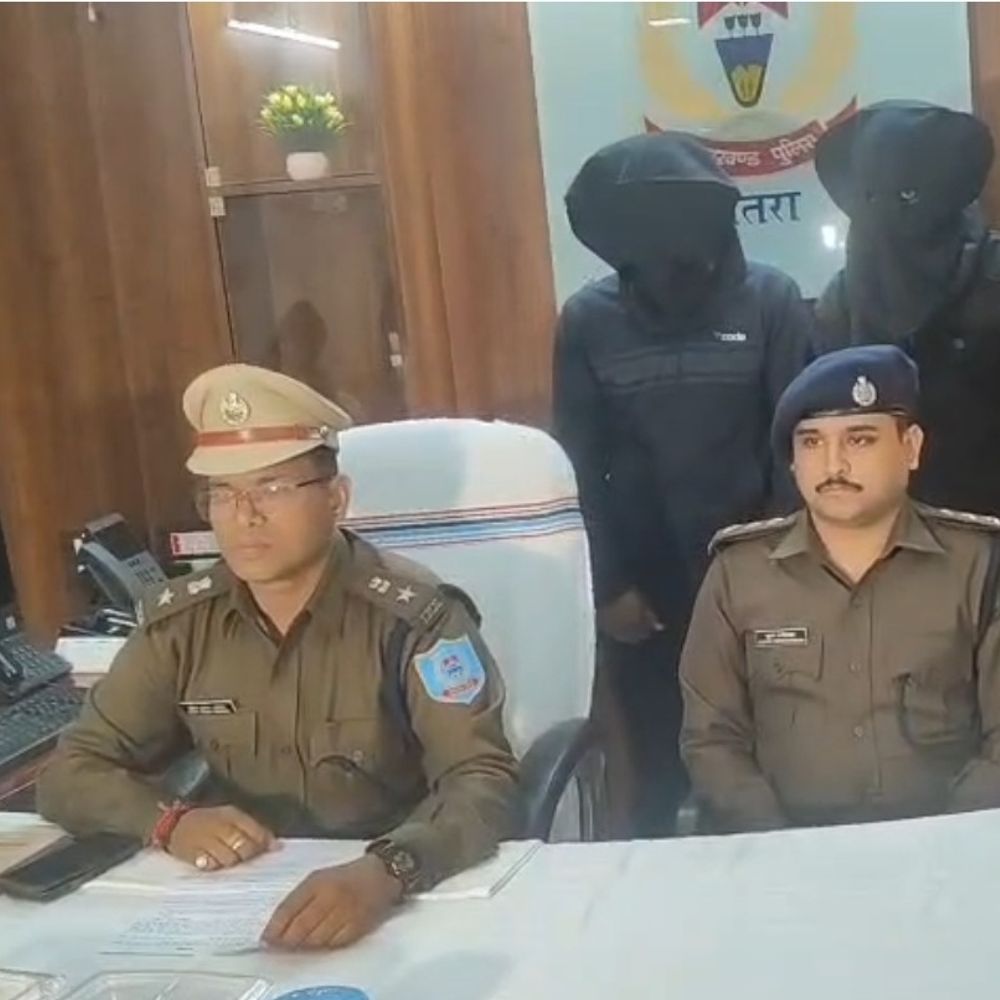चतरा पुलिस की बड़ी कार्रवाई:  अंतर्राज्यीय बोलेरो चोर गिरोह का पर्दाफाश, दो शातिर अपराधी गिरफ्तार – Chatra News