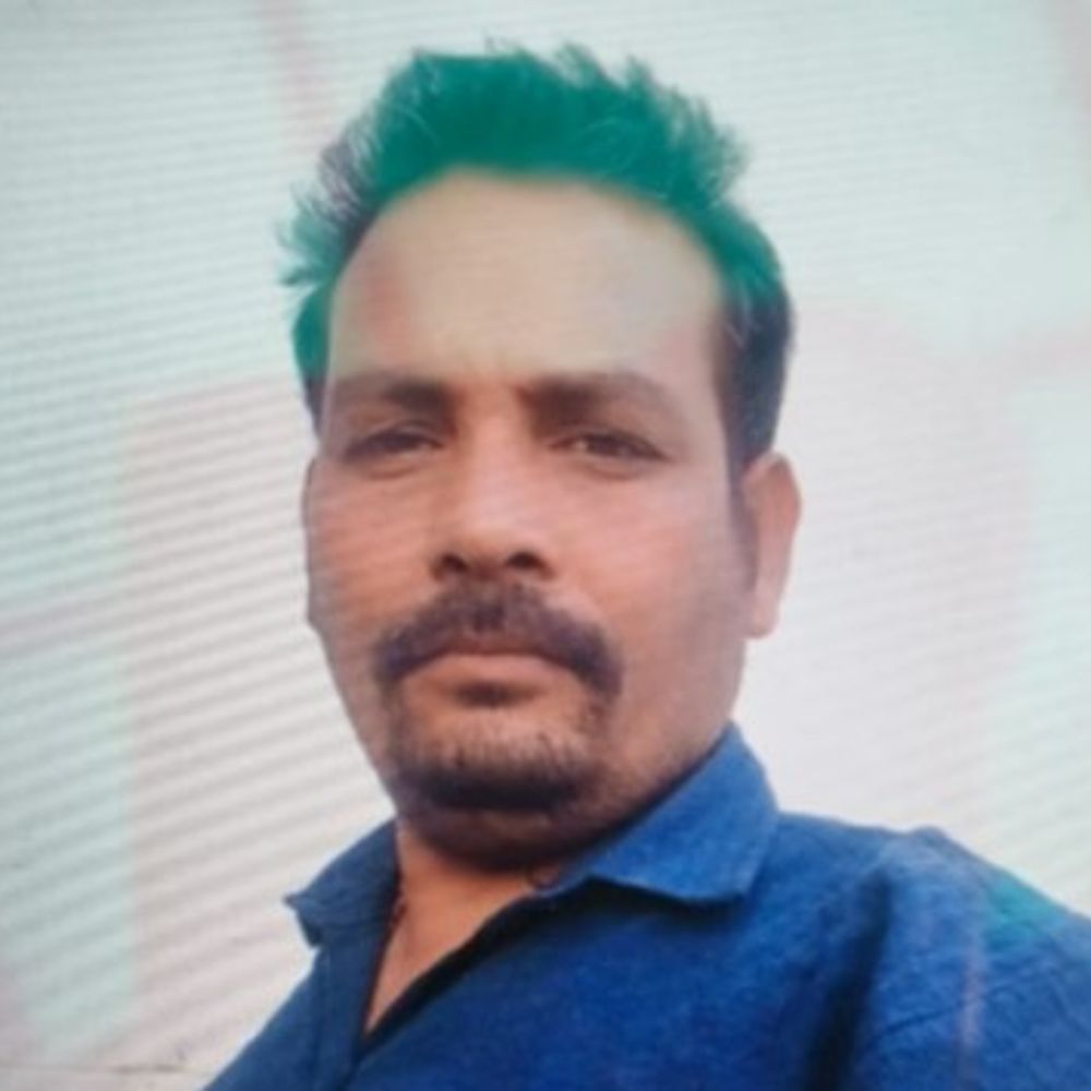 लखनऊ में अलाव ताप रहे मजदूरों को रौंदा:इलाज के दौरान एक की मौत; पत्नी ने दर्ज करवाई FIR