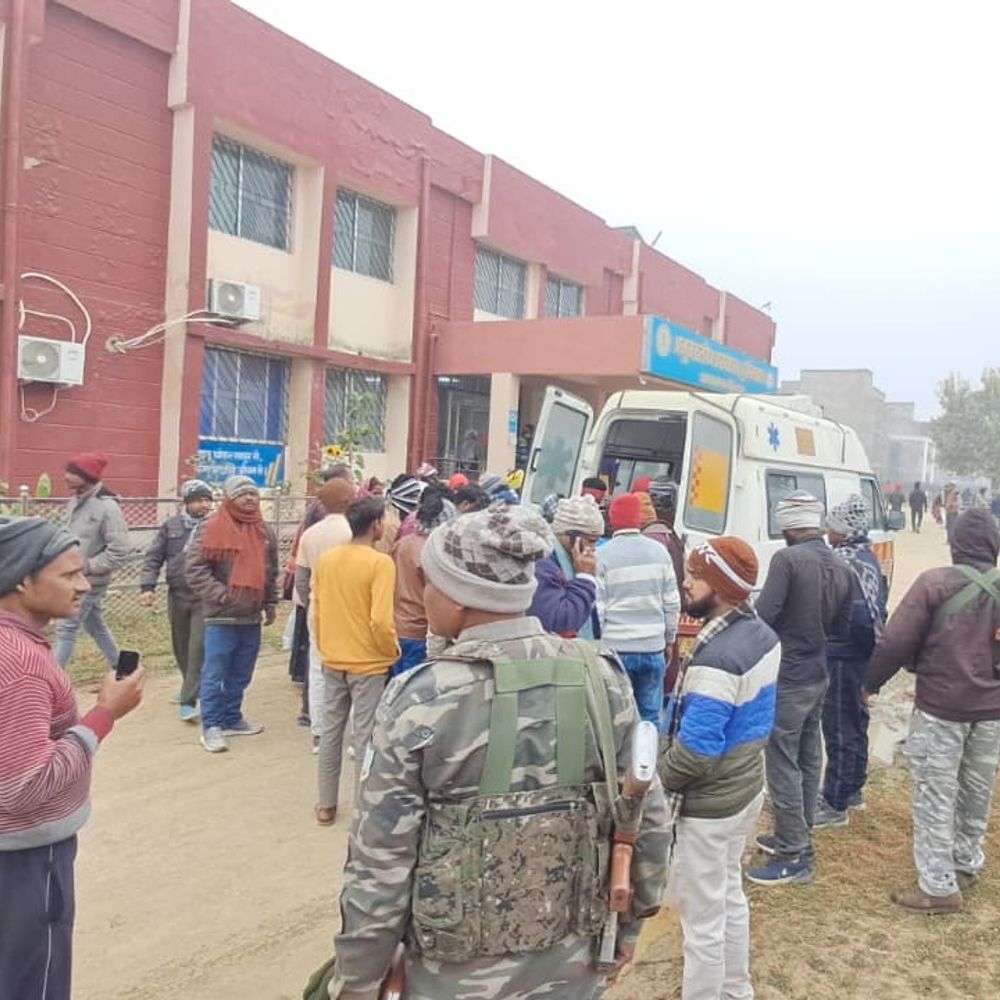 पलामू में अंगीठी के धुएं से नानी-नतिनी की मौत:  कमरे में आग जलाकर सोने से हुई घटना, एक महिला गंभीर – Palamu News