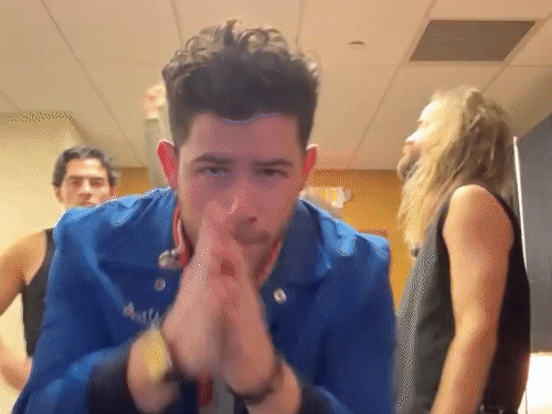 धुरंधर के गाने पर थिरके प्रियंका के पति निक जोनस:वीडियो पर रणवीर सिंह ने दिया मजेदार रिएक्शन, फैंस बोले- शरारती जीजू