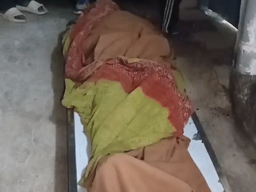 आरा में पिता की पीट-पीटकर हत्या:प्रॉपर्टी विवाद में बड़े बेटे ने कमरे में बंद करके लाठी-डंडे से मारा, वारदात के बाद मौके से फरार