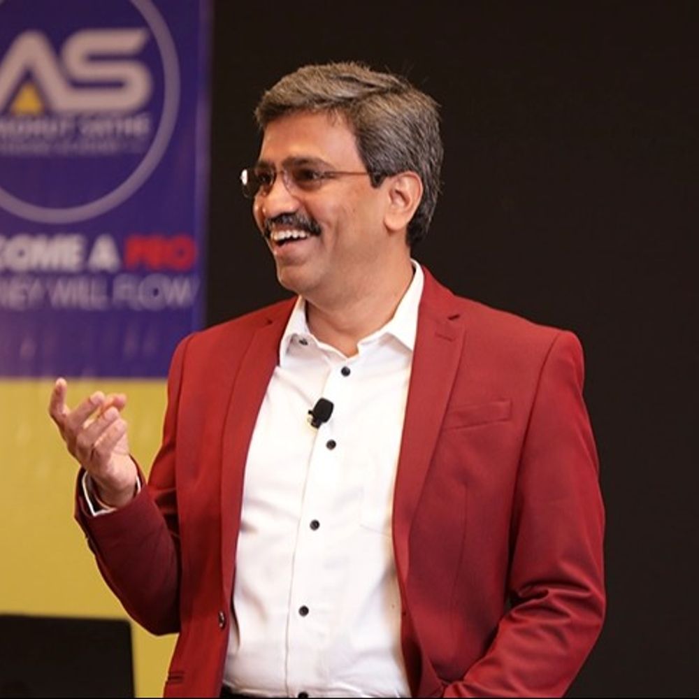 अवधूत साठे ट्रेडिंग एकेडमी को SAT से राहत:बैंक खातों से हर महीने ₹2.25 करोड़ निकाल सकेंगे; सेबी ने ₹546 करोड़ जब्त करने और मार्केट बैन का आदेश दिया था