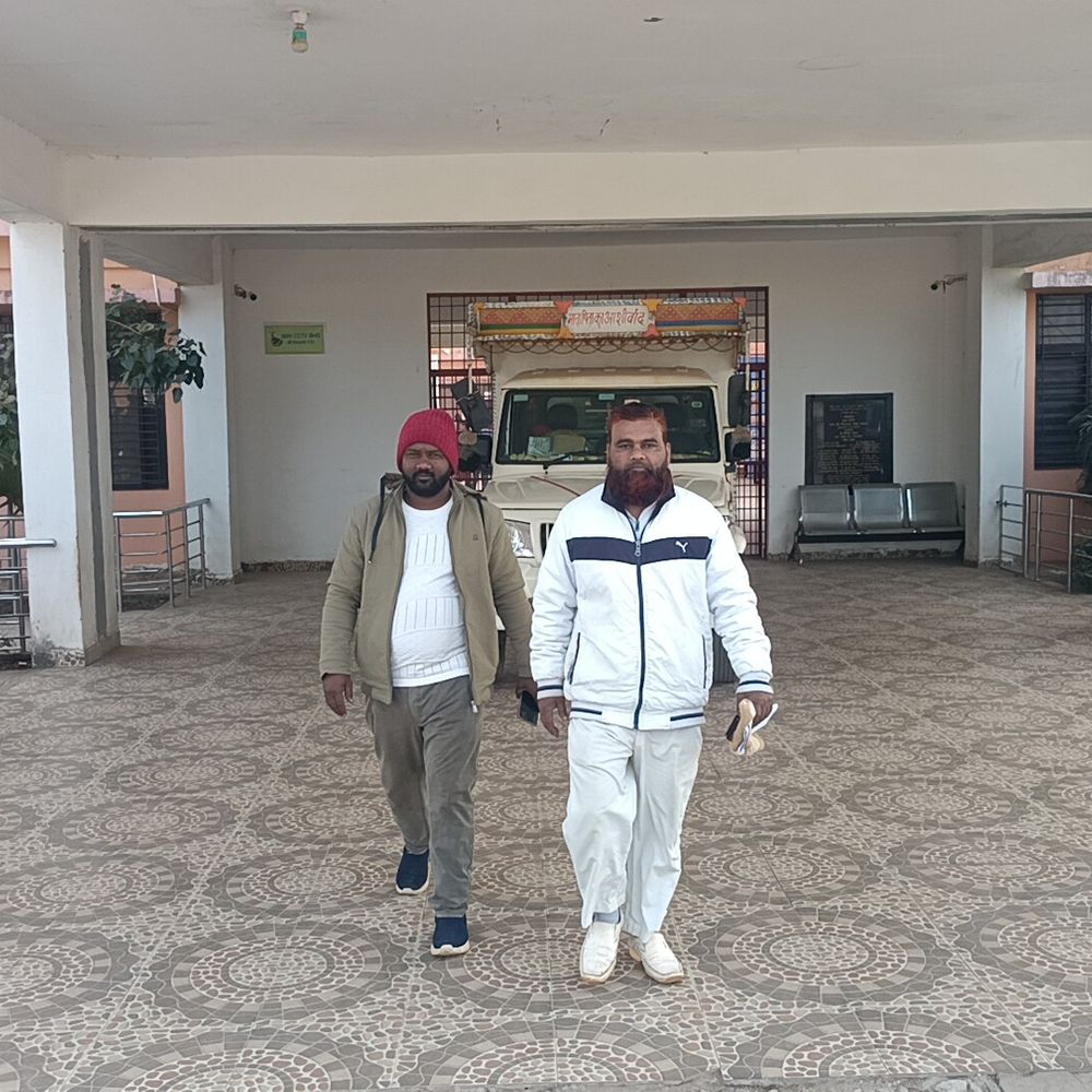 मऊगंज में उमरा यात्रा के नाम 80 हजार की ठगी:एजेंट पैसे-पासपोर्ट लेकर फरार; पीड़ित परिवार ने दर्ज कराई शिकायत