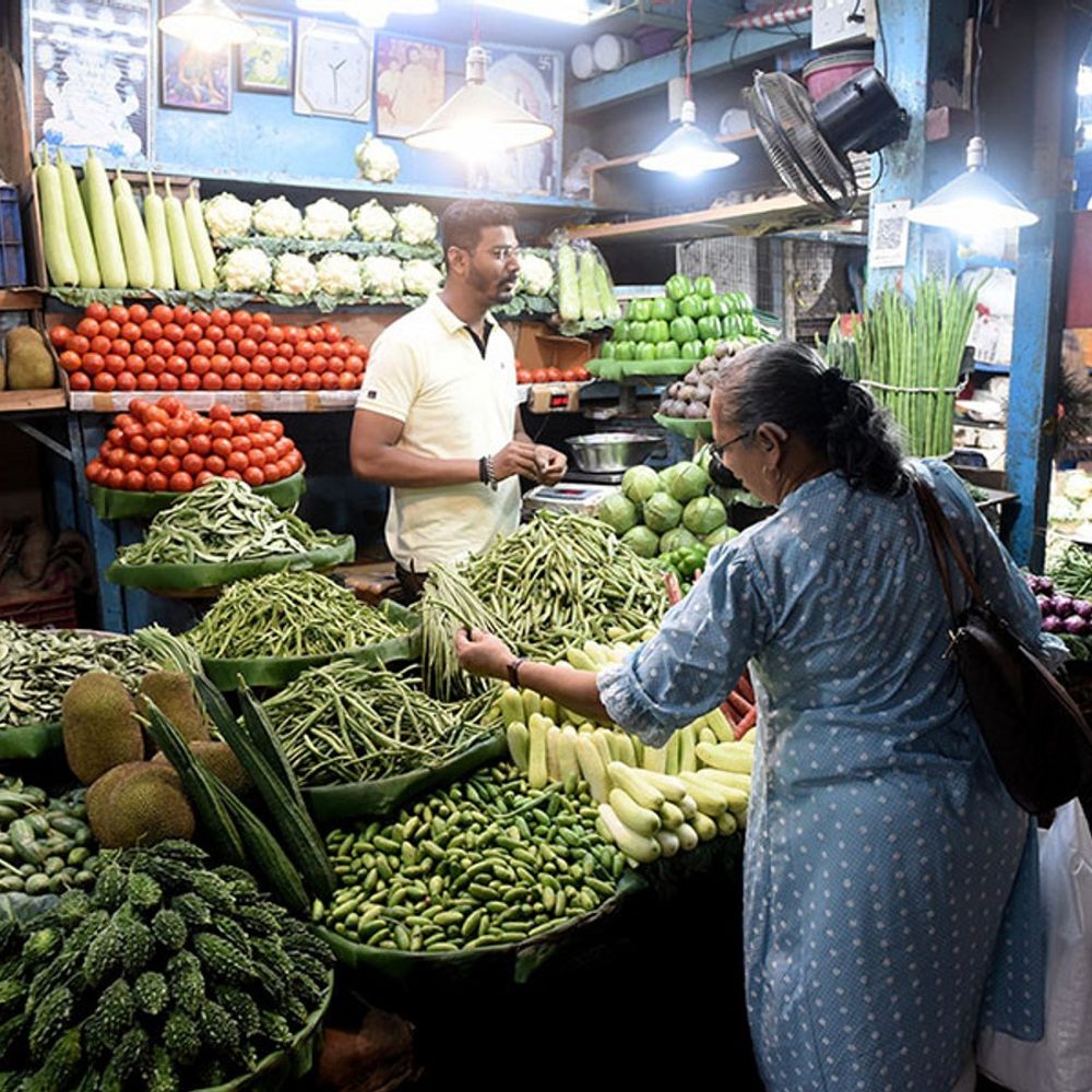 फरवरी से बदल जाएगा महंगाई-GDP मापने का तरीका:सरकार नई सीरीज जारी करेगी; अभी 14 साल पुराने आंकड़ों के आधार पर कैलकुलेट होती है