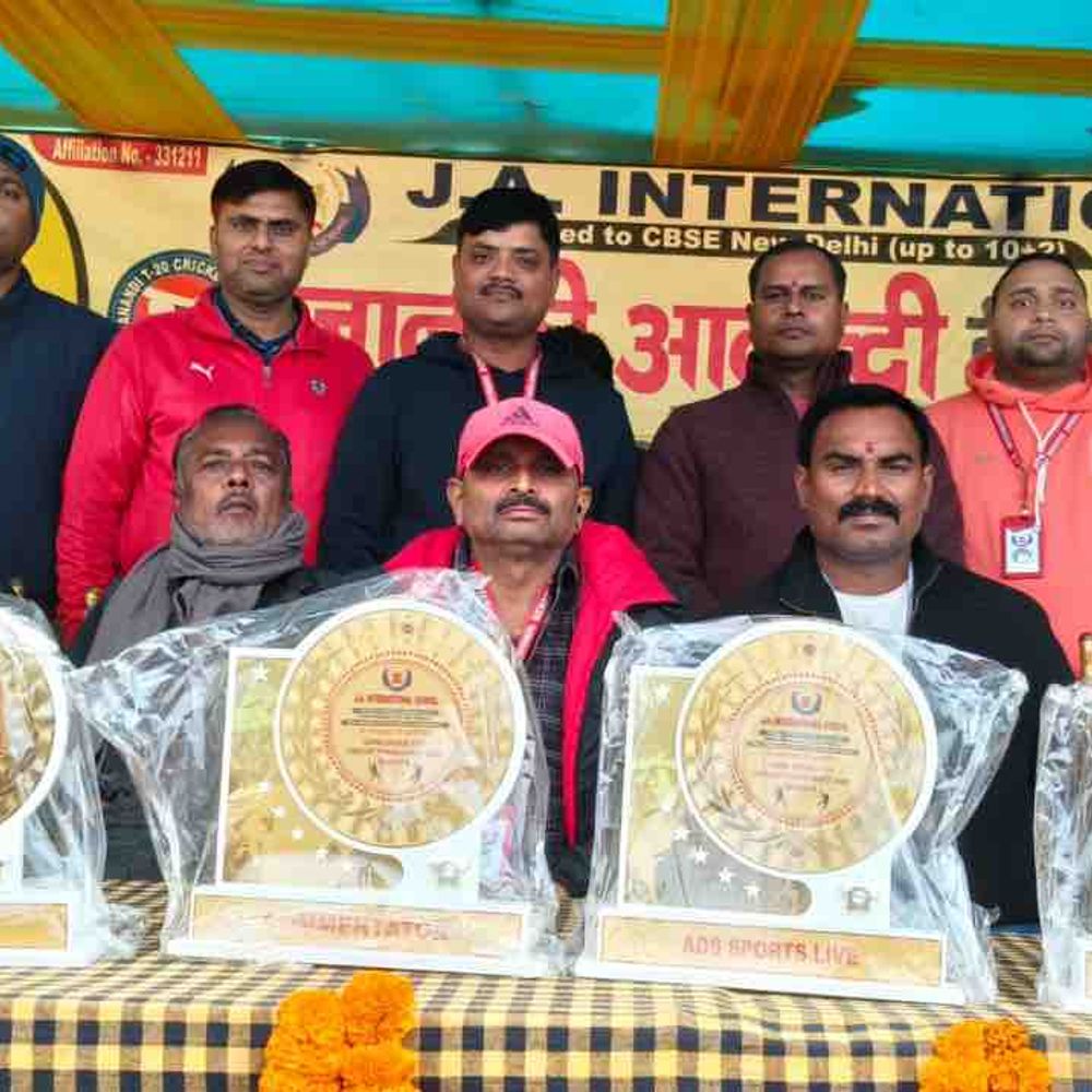 मुन्ना इलेवन अरवल ने पूर्वी चंपारण को हराया:  जानकी-आनंदी टी-20 टूर्नामेंट के सेमीफाइनल में बनाई जगह – Motihari (East Champaran) News