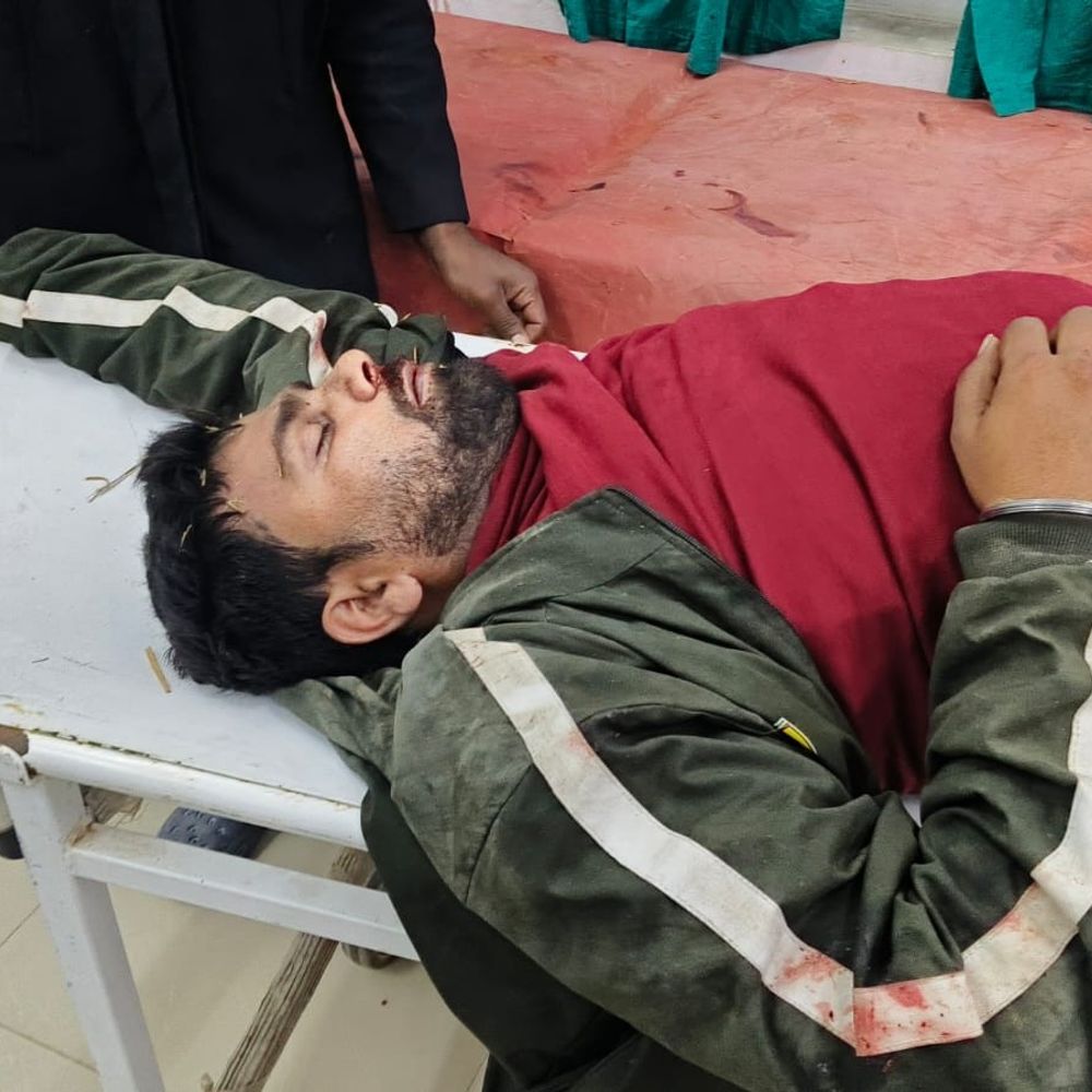 उकसी गांव के पास अज्ञात वाहन की टक्कर:  बाइक सवार युवक गंभीर घायल, शेखपुरा की ओर जाते समय हादसा – Sheikhpura News