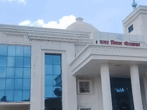 NDMA से गोरखपुर नगर निगम को मिलेंगे 220 करोड़:शहर में जलभराव को करेंगे खत्म; तालों से निकाली जाएगी गाद