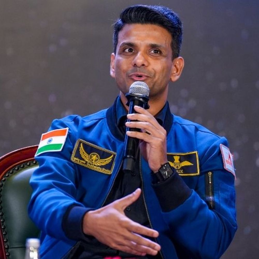 शुभांशु शुक्ला बोले-स्पेस में जाने के लिए अक्ल दाढ़ निकलवाईं:एस्ट्रोनॉट्स के लिए डेंटल हेल्थ जरूरी, अंतरिक्ष में सर्जरी नहीं कर सकते