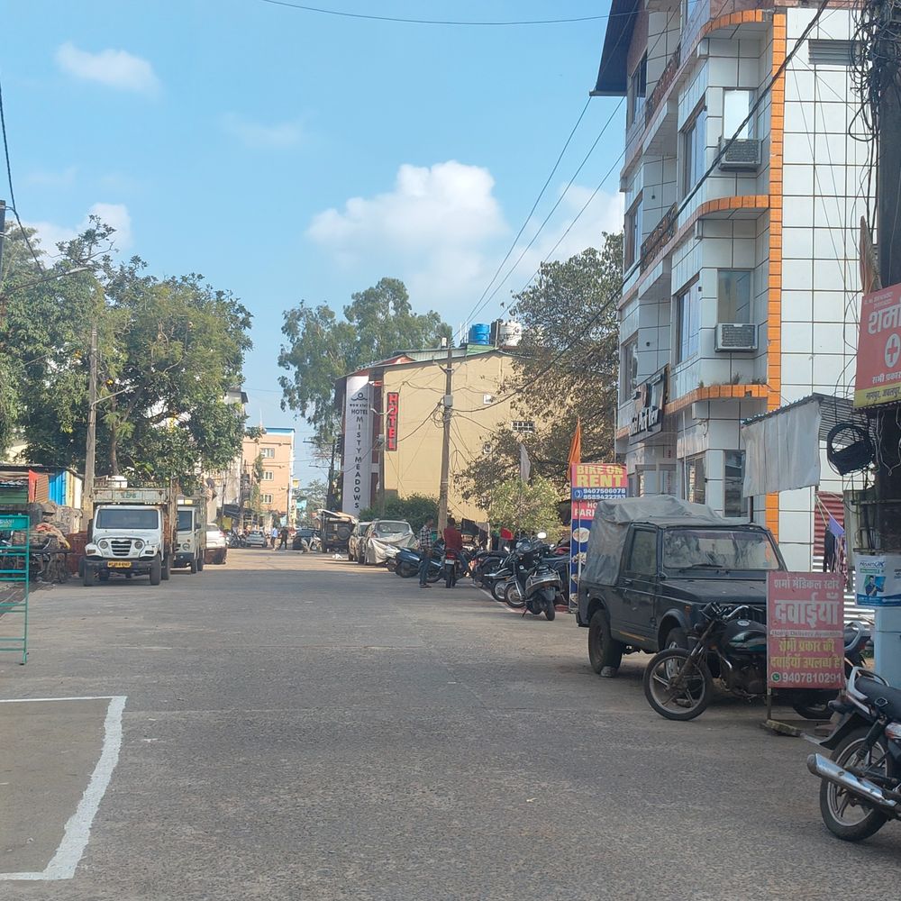 हिल-स्टेशन पचमढ़ी कल 3 घंटे रहेगा बंद, आज भी धरना:ईको-सेंसिटिव जोन का विरोध, नए साल पर पर्यटकों को खासी परेशानी होगी