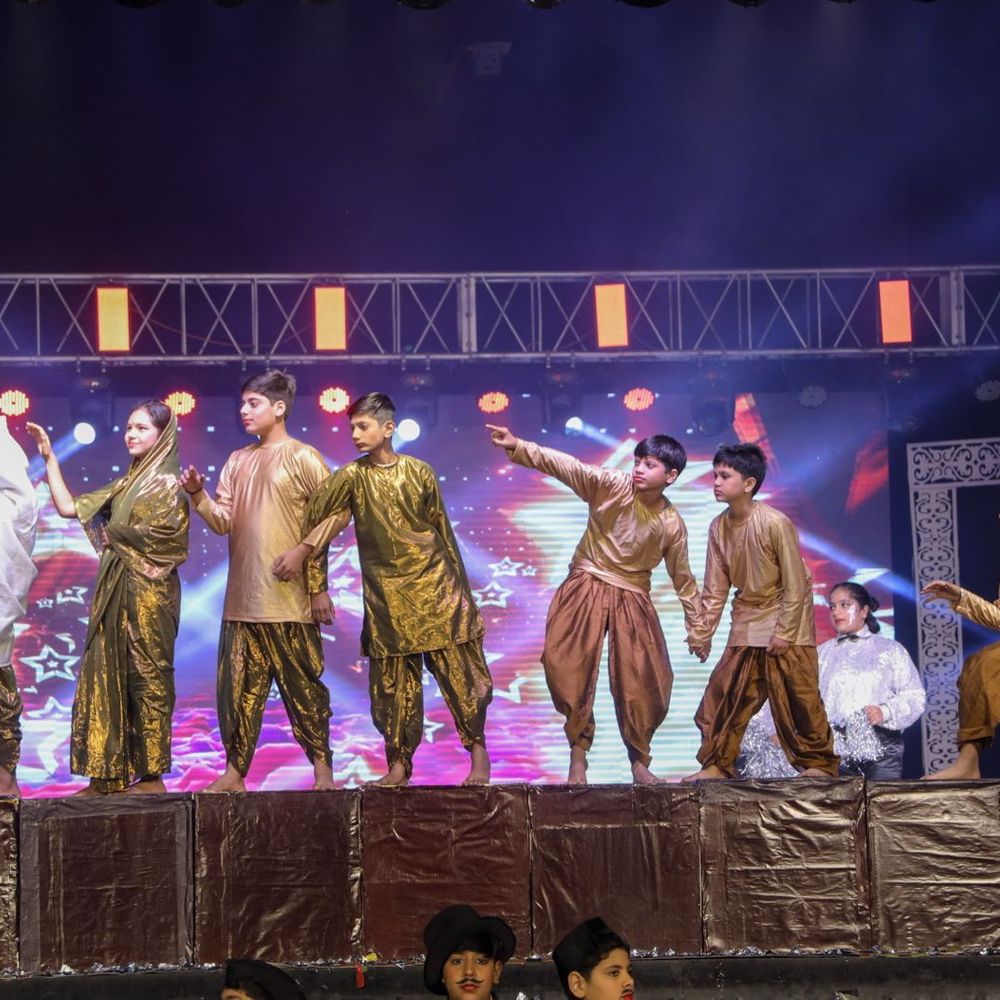 डीएमए एकेडमी में वंदे मातरम की 150वीं जयंती:बच्चों ने देशभक्ति कार्यक्रम प्रस्तुत किए, संस्थापक ने गौरव बढ़ाया