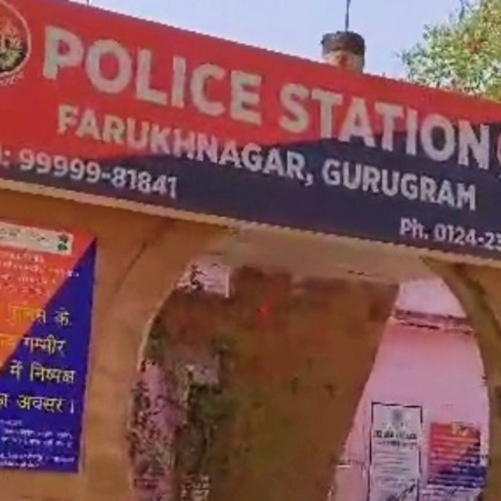 गुरुग्राम में पुलिस लॉकअप में आरोपी ने किया सुसाइड:  फर्रुखनगर क्राइम ब्रांच की घटना, रजाई का कवर फाड़कर जंगले में लगाया फंदा – gurugram News