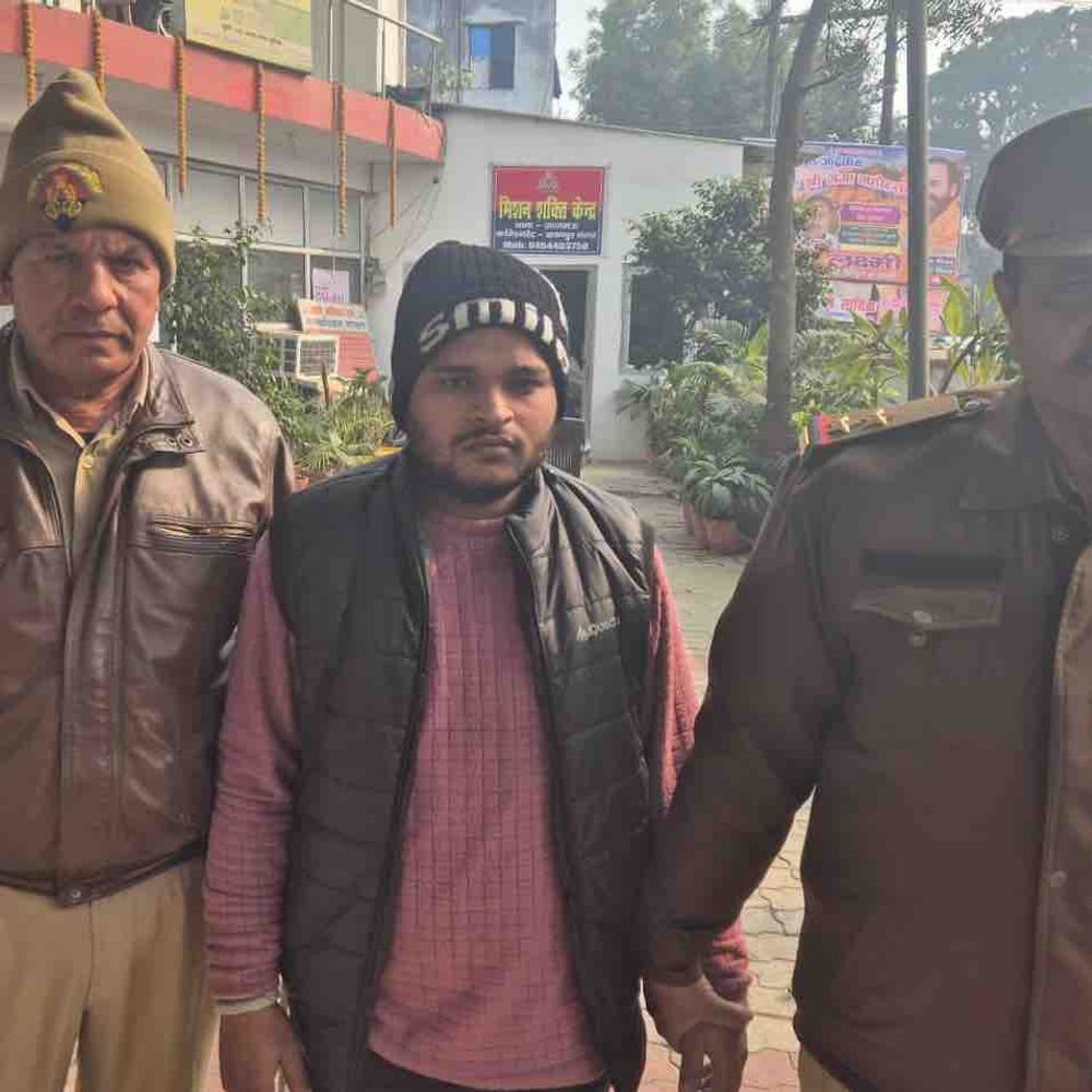 25000 के इनामी गैंगस्टर को पुलिस ने भेजा जेल:डंपर से गांजा तस्करी मामले में सरगना की तलाश जारी