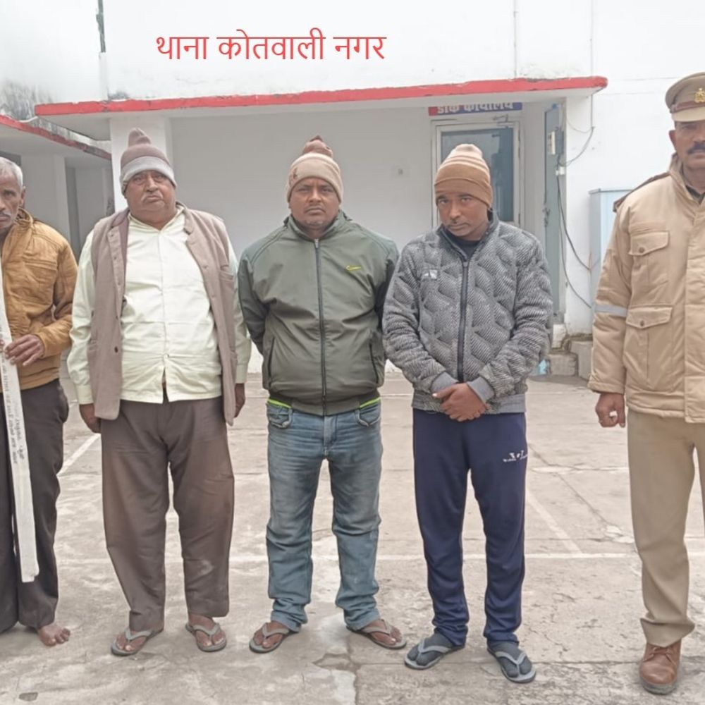 पुजारी की हत्या में दो सगे भाई समेत चार गिरफ्तार:लकड़ी के पटरे से पीटकर मार डाला था, जमीन को लेकर था विवाद