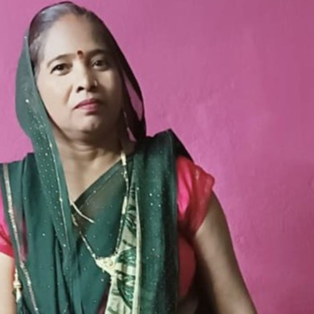 पति की मौत के बाद महिला ने फांसी लगाई:उन्नाव में आठ महीने पहले बीमारी के चलते आदमी की मौत