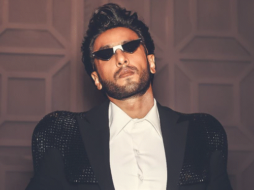 रणवीर सिंह के नाम की फेक पोस्ट वायरल:'धुरंधर' रिलीज से पहले ताने मारने वालों करारा जवाब दिया, 'कांतारा' मिमिक्री से जुड़ा है मामला