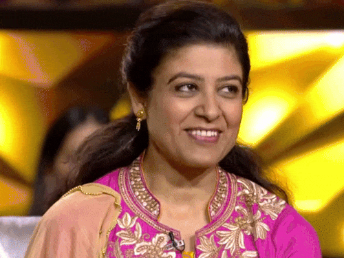 लुधियाना की लेडी डॉक्टर ने KBC में ₹3 लाख जीते:बोलीं- 8 साल से ट्राई कर रही थी, 9 सवालों के सही जवाब दिए; ड्यूटी के साथ की पढ़ाई