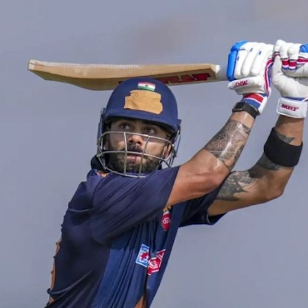 विजय हजारे ट्रॉफी में कोहली का 29 गेंदों में फिफ्टी:रोहित शर्मा गोल्डन डक, गिल-सूर्यवंशी और अभिषेक नहीं खेल रहे हैं