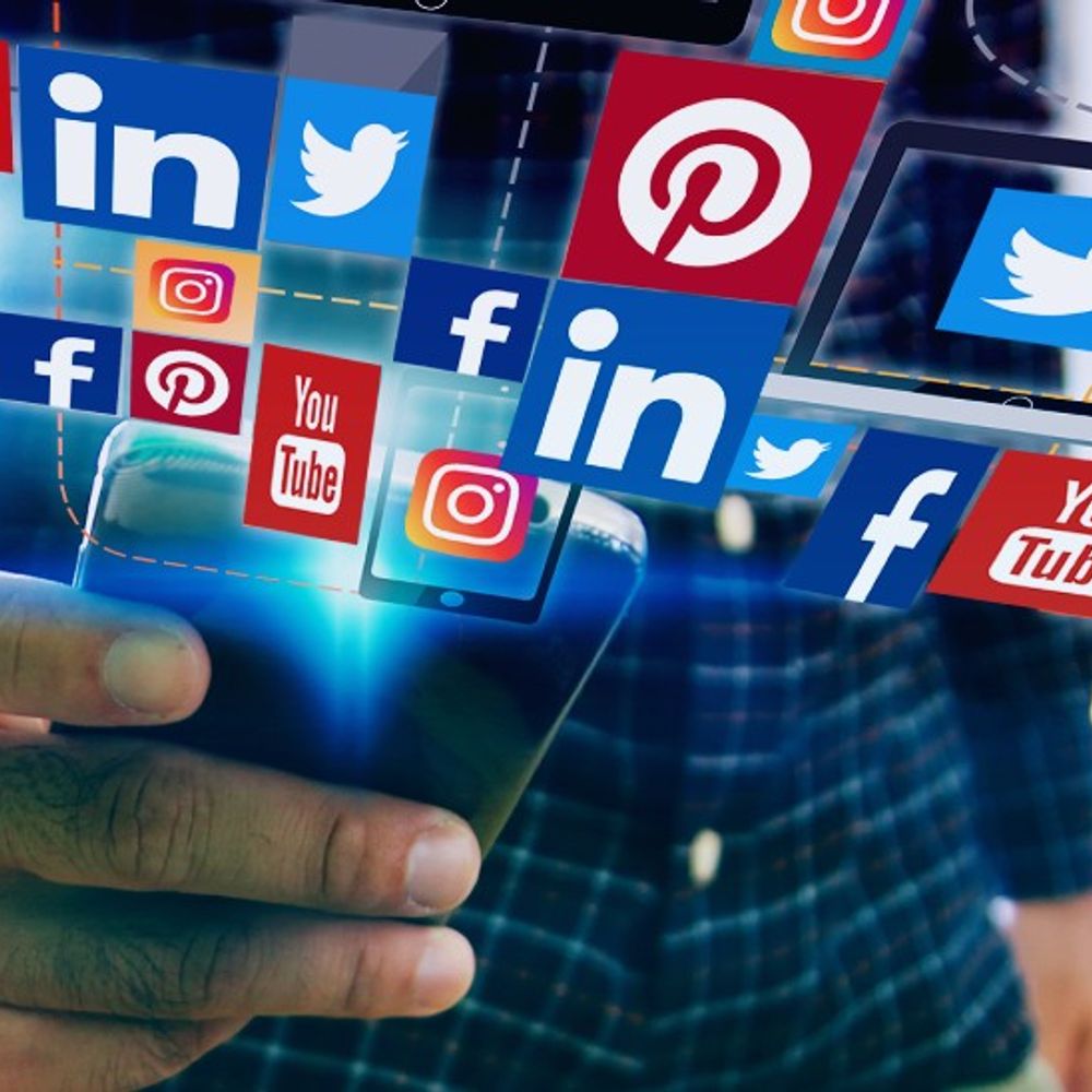 मद्रास हाईकोर्ट बोला-भारत में बच्चों के लिए सोशल-मीडिया बैन हो:ऑस्ट्रेलिया जैसे सख्त कानून पर विचार करने का सुझाव दिया, कहा- पैरेंटल कंट्रोल मिले