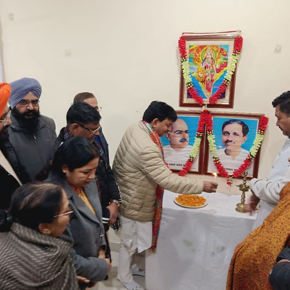 बिजनौर भाजपा कार्यालय में 'वीर बाल दिवस' संगोष्ठी:प्रभारी मंत्री कपिल देव अग्रवाल ने साहिबजादों के बलिदान को याद किया