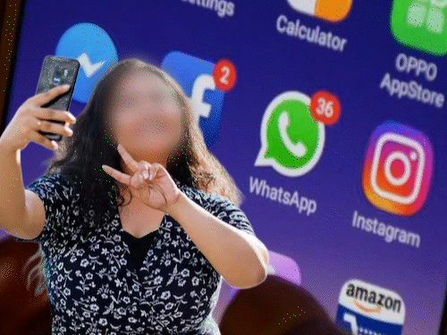 यूपी में बच्चों-युवाओं को लगी रुतबे की बीमारी:इंस्टाग्राम स्टेटस लगाने पर मारी गोली, Gen-Z में खतरनाक ट्रेंड बढ़ा