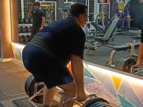 राजस्थान के डॉक्टर ने 50 की उम्र में उठाया 442Kg:बोले- स्टेरॉयड नहीं, देसी घी-दूध की बॉडी है; आर्म्स रेसलिंग में भी कई मेडल जीते