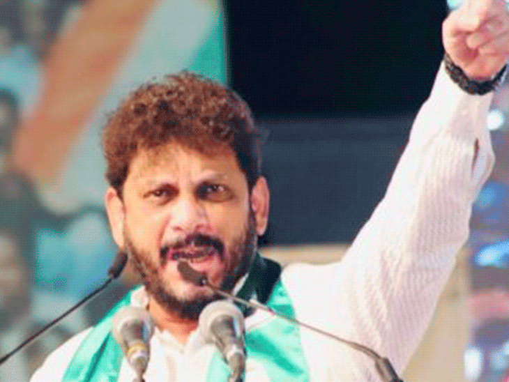 महाराष्ट्र नगर निगम चुनाव- महायुति आज सीटों का ऐलान संभव:AIMIM नेता बोले- एक दिन हिजाब या बुर्का वाली मेयर बनेगी; AAP भी उम्मीदवार उतारेगी