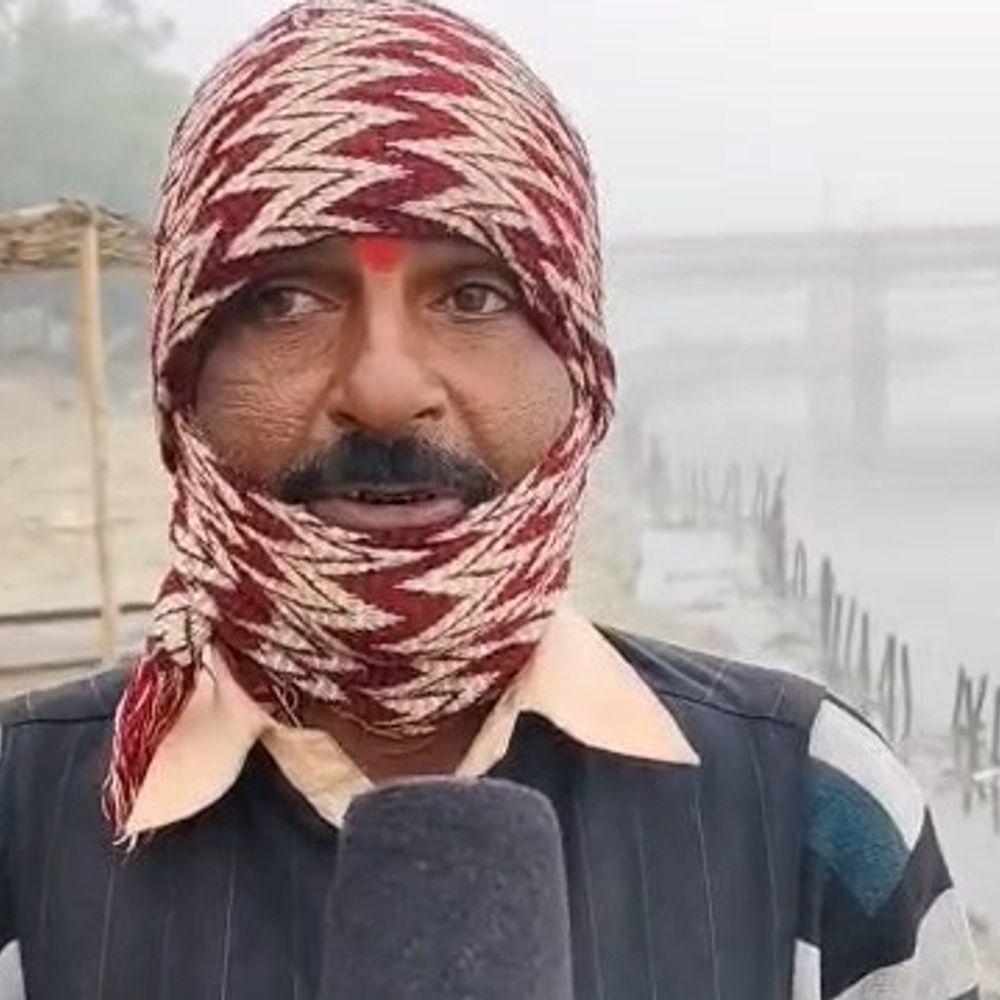 उन्नाव में गंगा कटान जारी, तटीय इलाकों में खतरा बढ़ा:रेलवे और यातायात पुल के नीचे भू-क्षरण, प्रशासन पर लापरवाही के आरोप