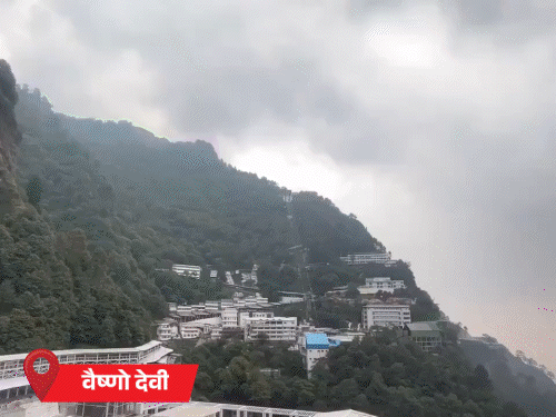 4 प्रमुख धर्मस्थल पर 10 लाख लोगों पहुंचने की संभावना:तिरुपति में टोकन से ही दर्शन; शिर्डी में रातभर खुलेगा मंदिर