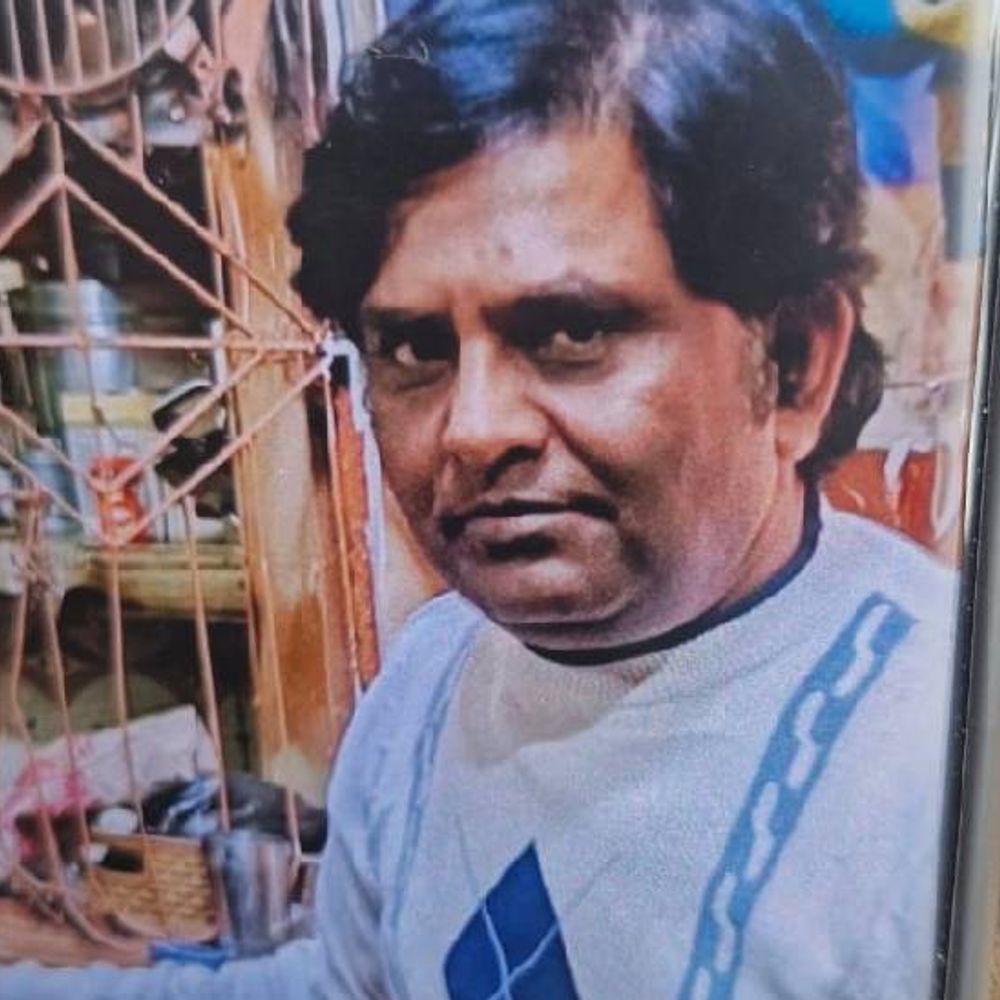 झांसी में पिता की मौत…बेटे ने घर भेजी पुलिस:बोला- मौत का सही कारण जानने के लिए पोस्टमार्टम कराओ, भाई बोला- हार्ट अटैक आया