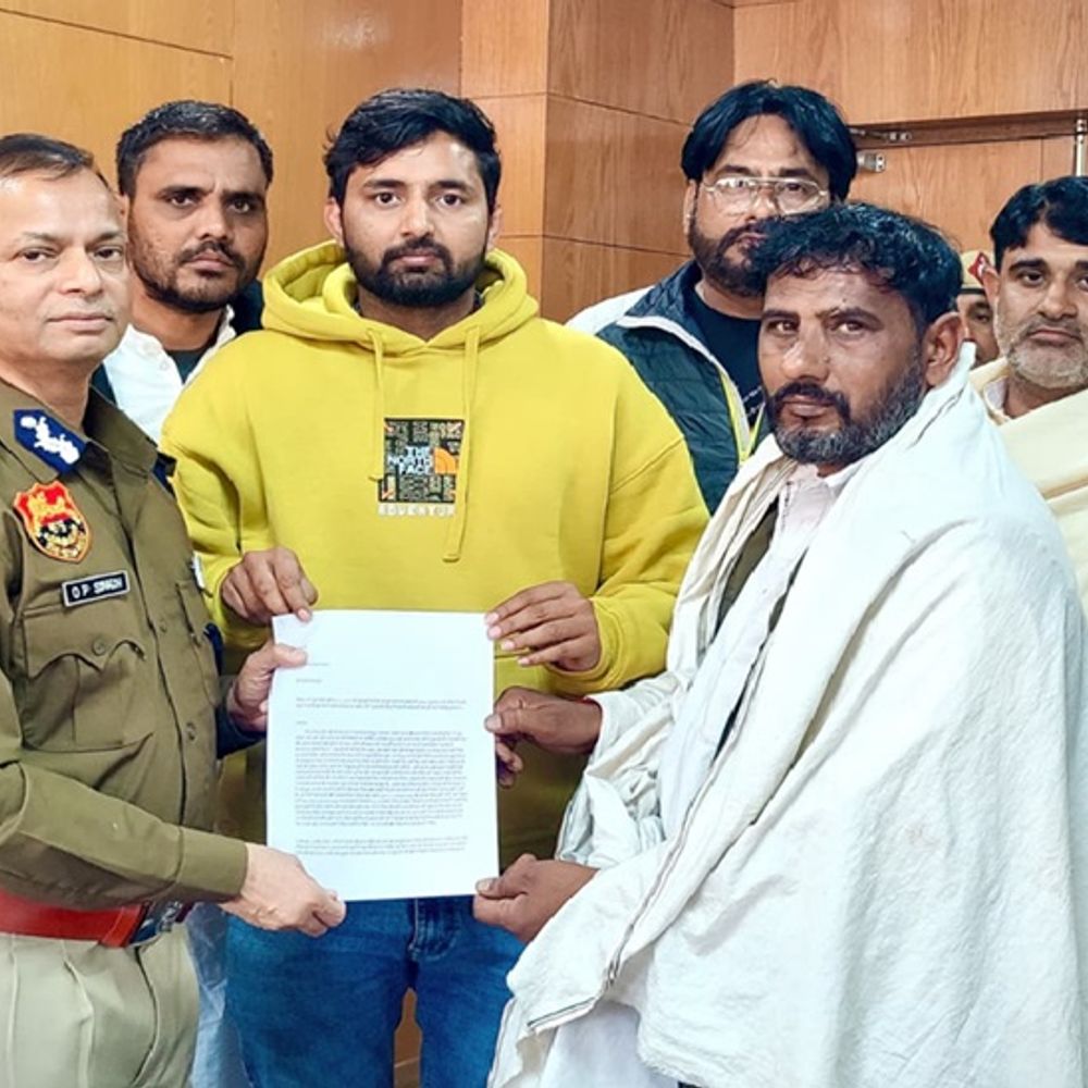 रोहतक बॉडी बिल्डर रोहित हत्याकांड, DGP से मिला प्रतिनिधिमंडल:फरार आरोपियों को पीओ घोषित कर संपत्ति कुर्क करने की मांग, एक हफ्ते का दिया अल्टीमेटम