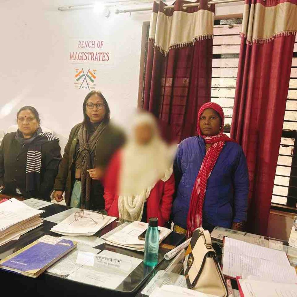 बुलंदशहर में महिला ने किशोरी को बेचने की साजिश रची:परिजनों की डांट से नाराज होकर राजस्थान पहुंची, 4 महीने बाद मिली