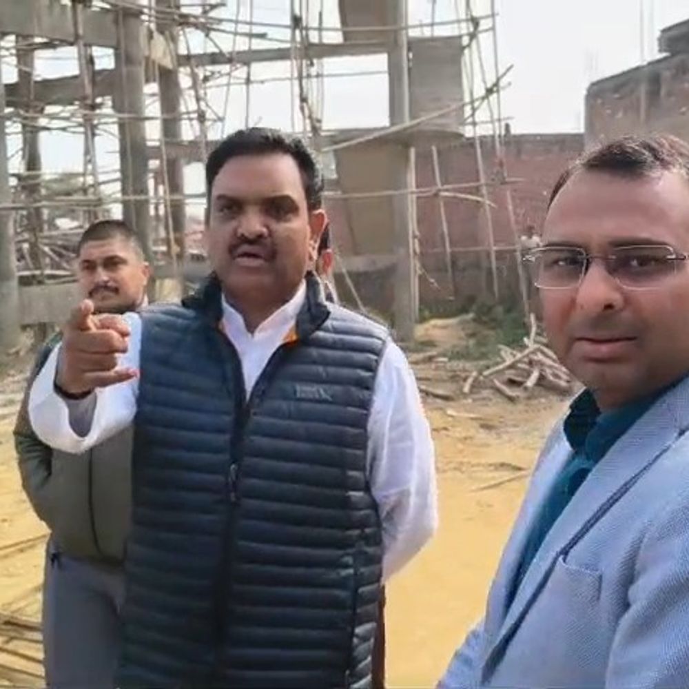 मंत्री असीम अरुण ने किया औचक निरीक्षण:जन आरोग्य मंदिर में 5 कर्मचारी अनुपस्थित, कार्रवाई के निर्देश, धर्मशाला का होगा रंगरोगन