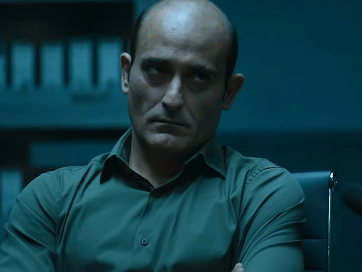 अक्षय खन्ना को दृश्यम-3 के डायरेक्टर ने दी चुनौती:कहा- सोलो फिल्म करके दिखाएं, एक्टर के सपोर्ट में उतरे राइटर-डायरेक्टर रूमी जाफरी