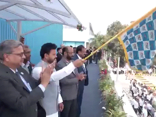 भारतीय सेना के ध्रुव-NG हेलिकॉप्टर में आम नागरिक सफर करेंगे:उड्डयन मंत्री नायडू ने हरी झंडी दिखाई; मेडिकल इमरजेंसी, पर्यटन और आपदाओं में इस्तेमाल होगा