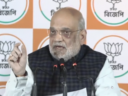 अमित शाह बोले- ममता बंगाल में घुसपैठ नहीं रोक सकतीं:हमारी सरकार आई तो परिंदा भी पर नहीं मार पाएगा, घुसपैठियों को चुन-चुनकर बाहर निकालेंगे