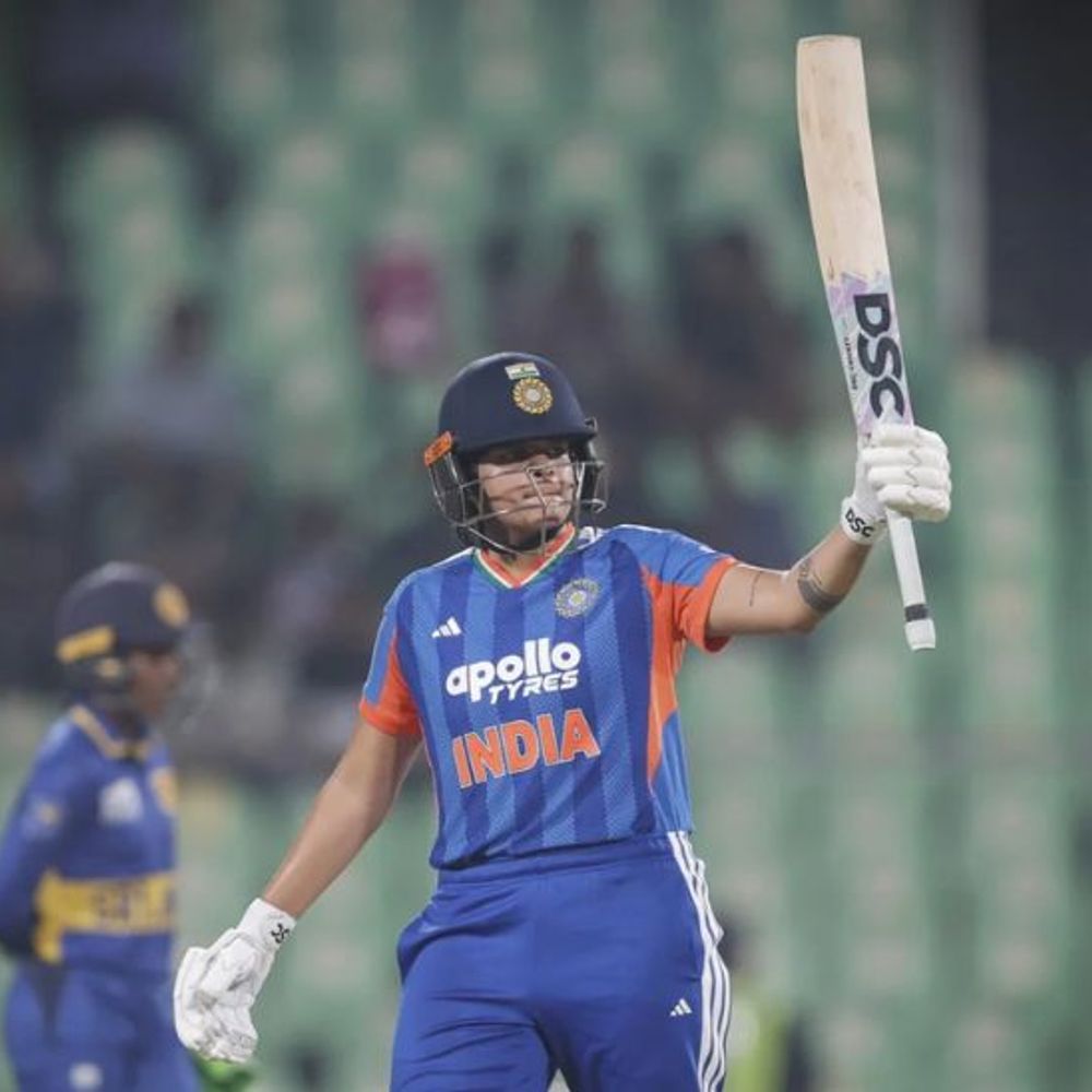 विमेंस टी-20 बॉलर्स रैंकिंग में दीप्ति टॉप पर बरकरार:बैटर्स में शेफाली को 4 स्थान का फायदा; जेमिमा रॉड्रिग्ज 10वें नंबर पर खिसकीं