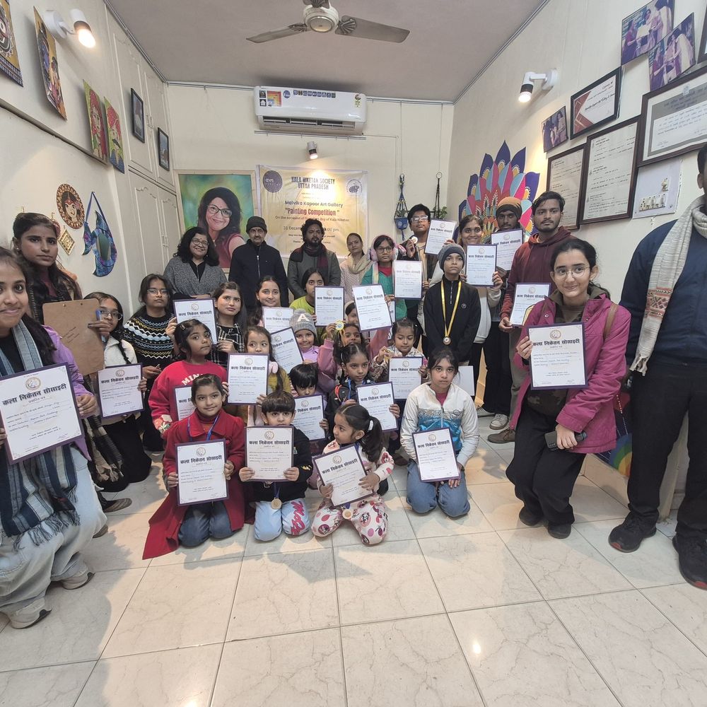 कला निकेतन सोसायटी ने मनाया स्थापना दिवस:पेंटिंग प्रतियोगिता में बच्चों और युवाओं ने दिखाई रचनात्मकता