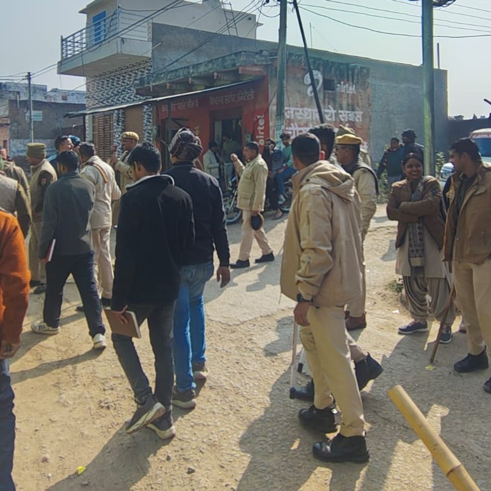 450 अवैध जम्पर काटे:  डिस्कॉम व धौलपुर पुलिस की संयुक्त कार्रवाई, लोगों को कनेक्शन लेने प्रेरित किया – Dholpur News