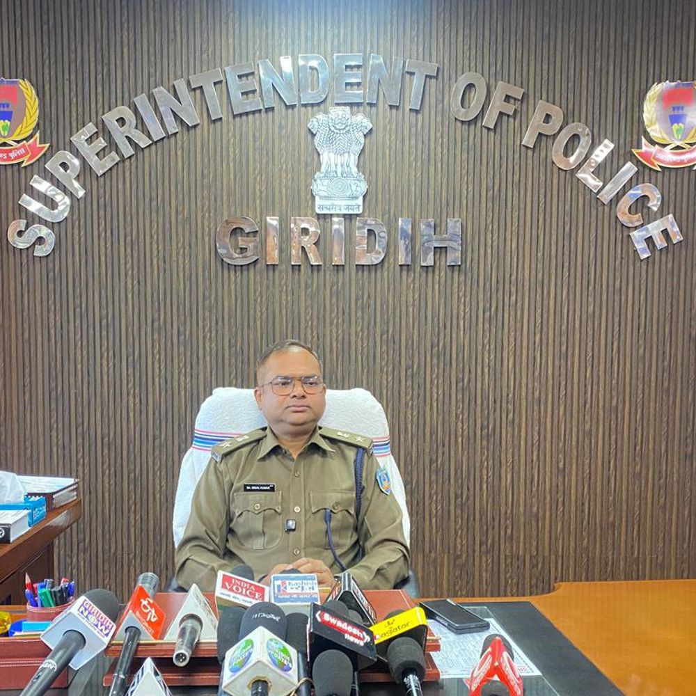 गिरिडीह पुलिस को 2025 में मिली बड़ी सफलता:  अपराध नियंत्रण, नक्सल उन्मूलन और साइबर अपराध में हुए उल्लेखनीय कार्य – Giridih News