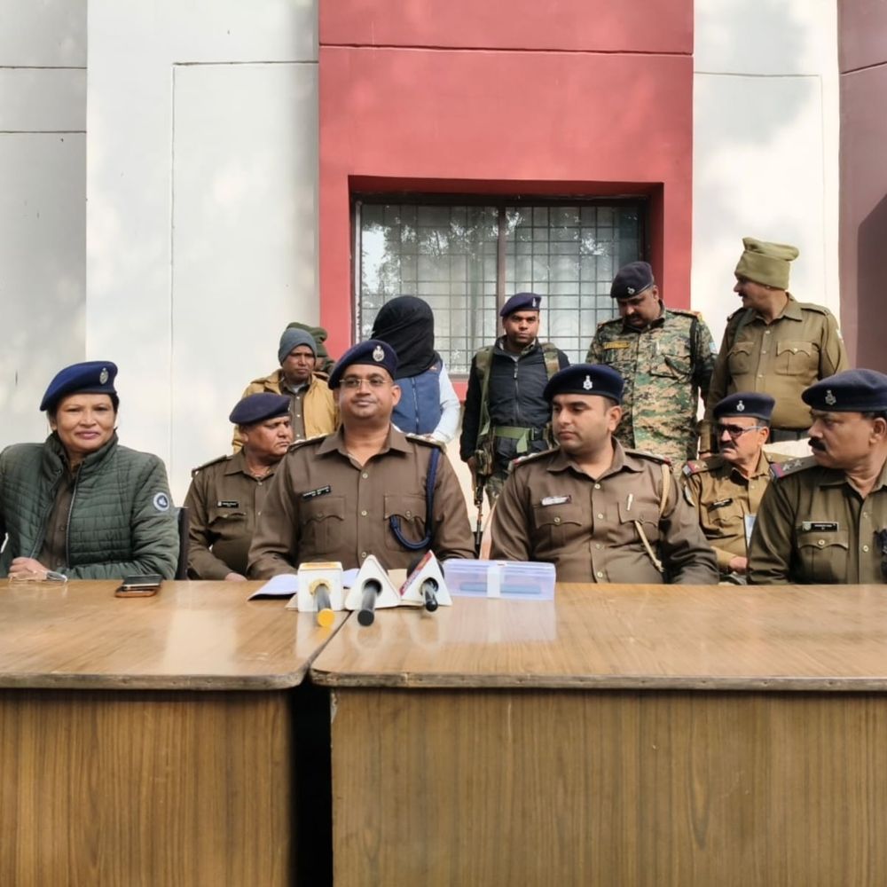 गोड्डा में अंतरराज्यीय चोर गिरोह का खुलासा, एक गिरफ्तार:  पुलिस ने भारी मात्रा में चोरी का किया सामान बरामद, विशेष छापेमारी दल ने की कार्रवाई – Godda News