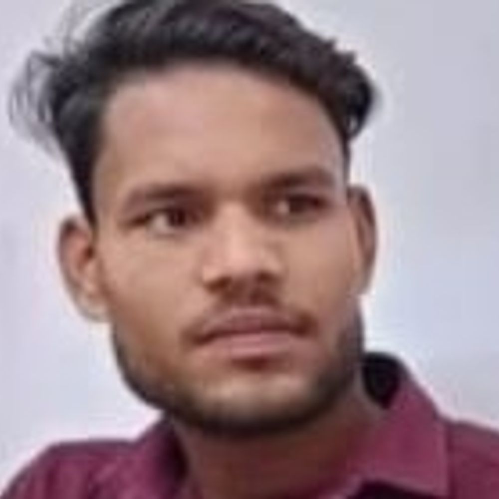 संभल के युवक की गाजियाबाद में टेंपो पलटने से मौत:6 महीने पहले शादी हुई, दिल्ली के पासपोर्ट ऑफिस में काम करता था