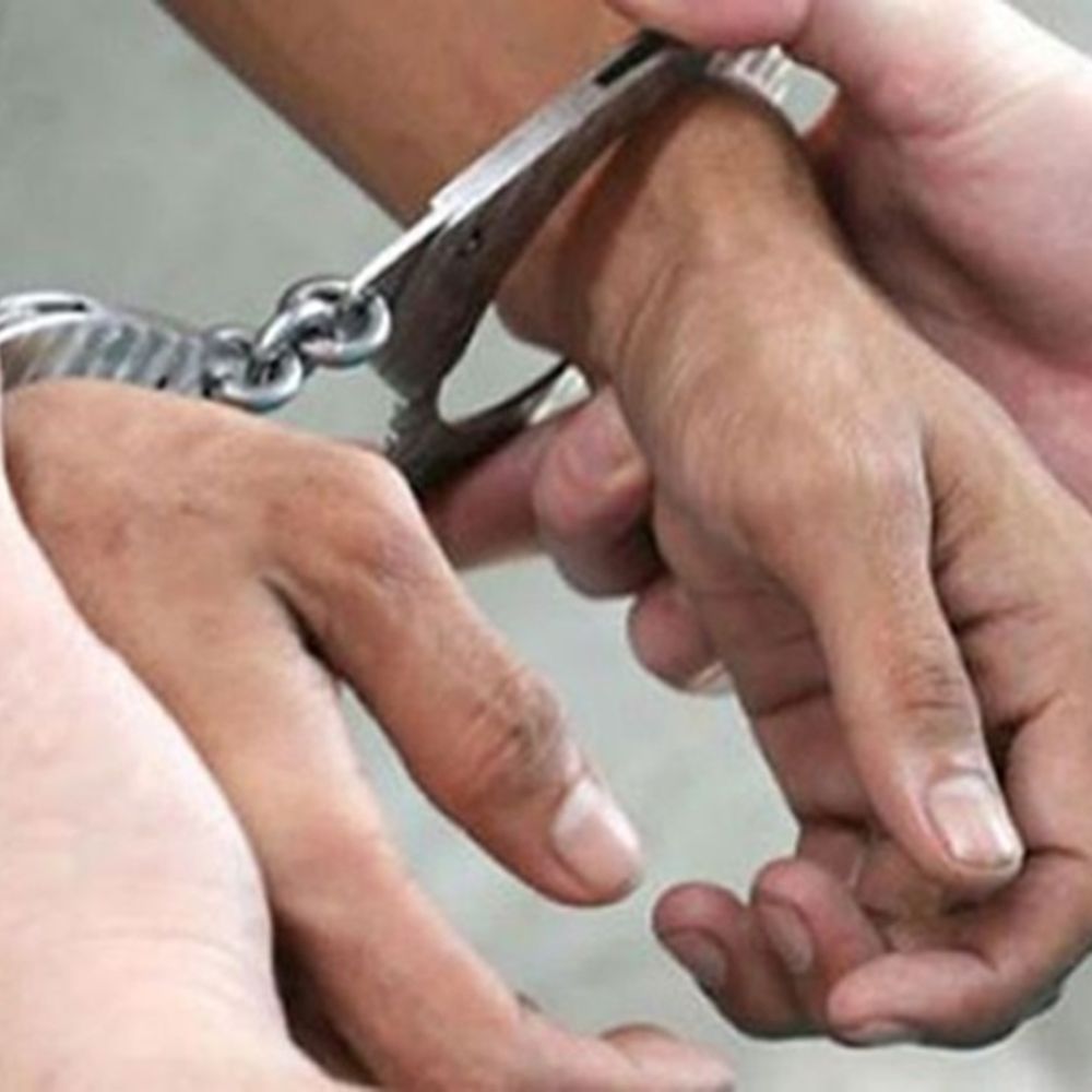 तरनतारन में ड्रग तस्कर से रिश्वत लेने वाला सरपंच गिरफ्तार:  ASI भी सस्पेंड; घर पर छापामारा, छोड़ने के लिए मांगे थे ₹3.20 लाख – tarn-taran News