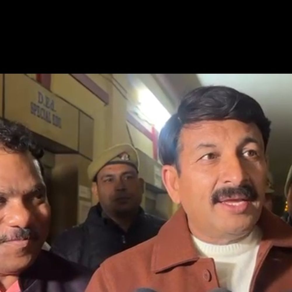 मनोज तिवारी ने विपक्ष पर साधा निशाना:भोगनीपुर में प्रदूषण और कांग्रेस पर बोले; 'रिंकिया के पापा' गीत भी गाया