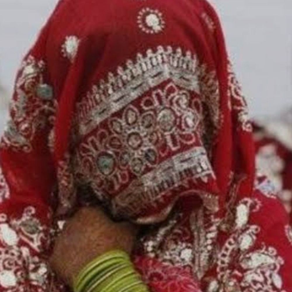 चंबा में नवविवाहिता को अगुवा किया:  मर्जी से शादी करने से परिजन नाराज, घर में घुसकर गोली-गलौज मारपीट, लड़की के परिजनों पर आरोप – Bharmour News