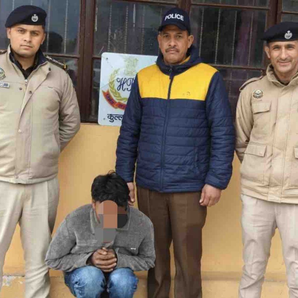 कुल्लू में पुलिस ने नशा तस्कर पकड़ा:  एक किलो चरस बरामद, NDPS एक्ट में केस दर्ज, जांच जारी – Patlikuhal News